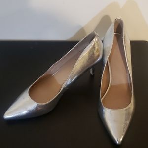 Silver Pumps (Sz 11)